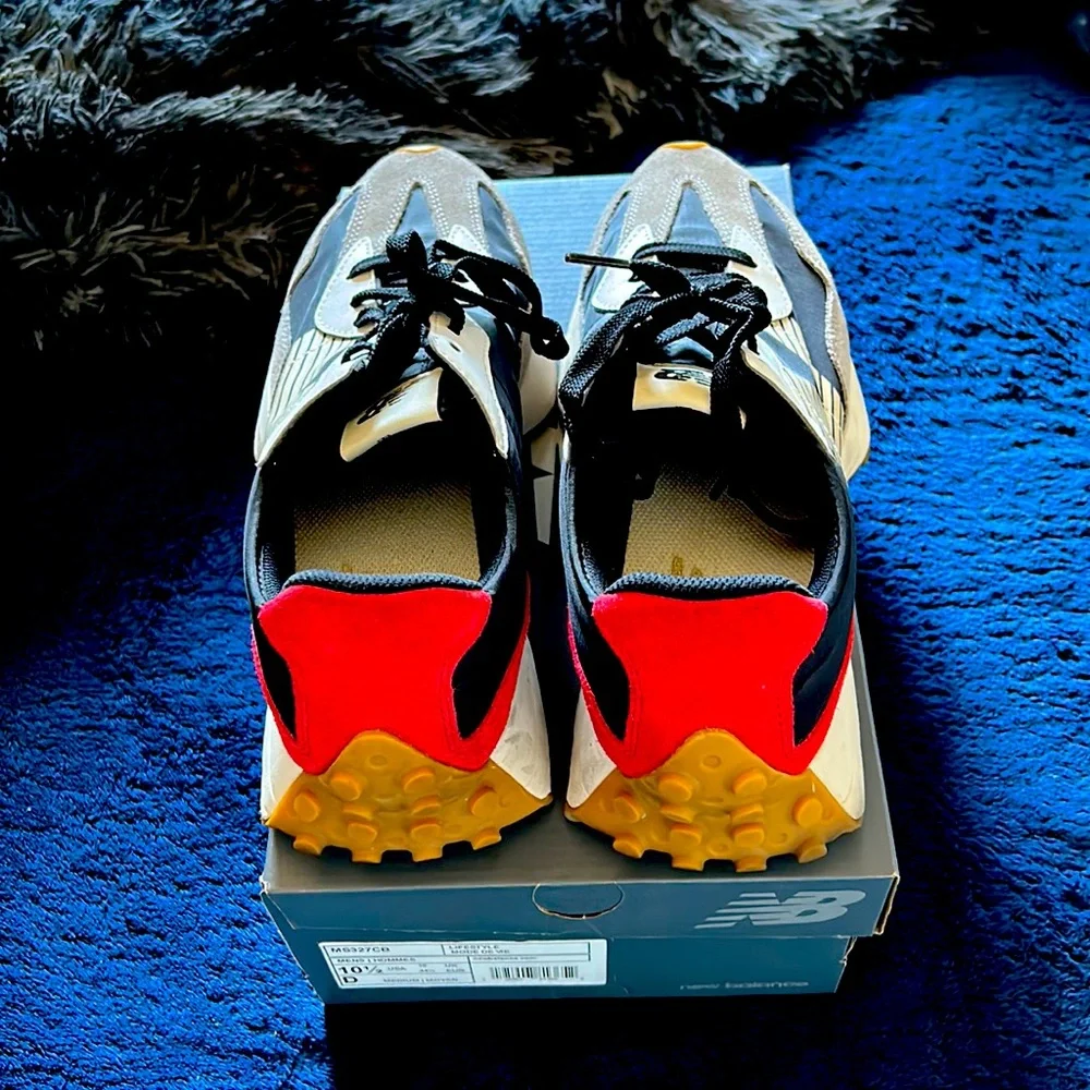 New Balance - Picture 4 of 4